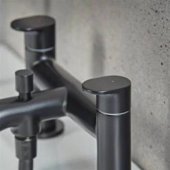 Hansgrohe Vernis Blend Bath Shower Mixer with Kit - Matt Black - 71461670 -Bath Taps Shop 71461670.ai4 460