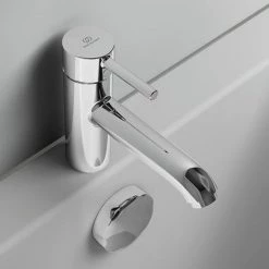 Ideal Standard Ceraline 1 Tap Hole Bath Filler - BC190AA -Bath Taps Shop BC190AA D4 460