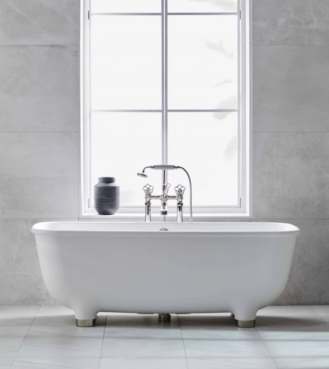 Bath Taps Shop -Bath Taps Shop DAD1073 COLN LOWRES 03 for website banner 674x755 1