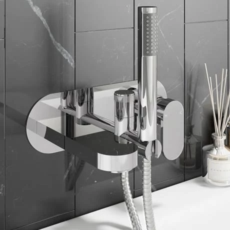 Elite Wall Mounted Bath Shower Mixer Tap + Shower Kit 4 Elite Wall Mounted Bath Shower Mixer Tap + Shower Kit - Image 2